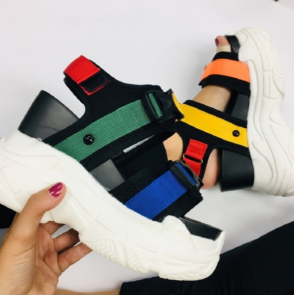 Last Size 8.5🖤🍂Double Buckled Slingback Platform - Picture 6 of 8